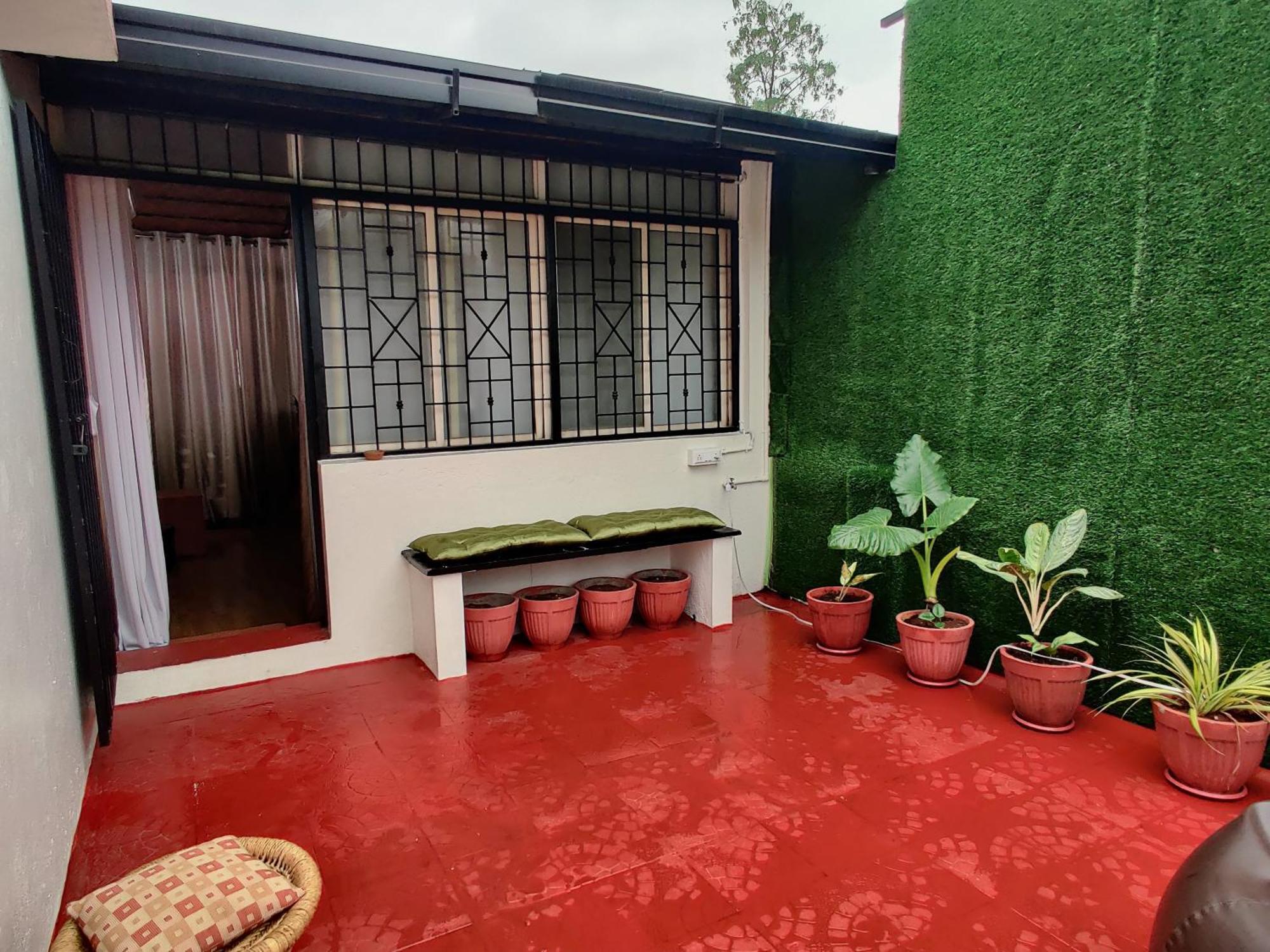 The Rustic Manor - Homestay Bangalore Exterior foto